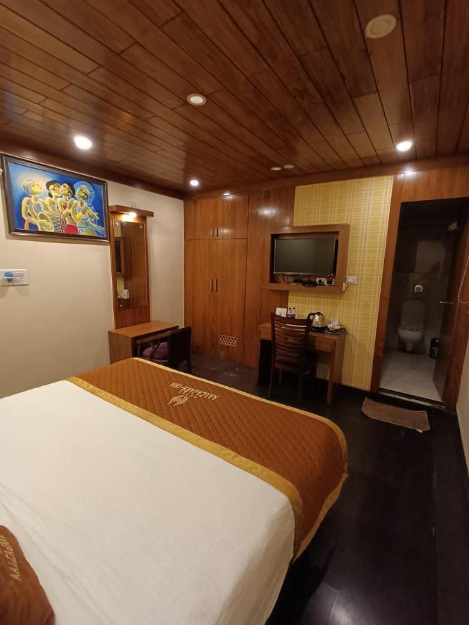 Aalcajars Inn Patna  Ngoại thất bức ảnh